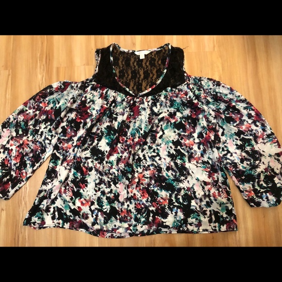 Lot of 7 Tops ~ super cute! - Picture 6 of 8